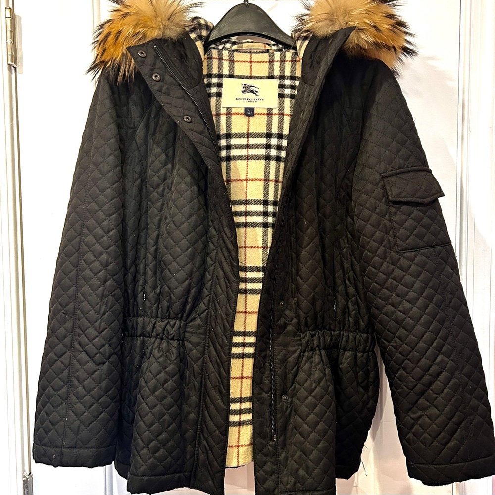 Burberry Black Quilted Coat with Fur Trim